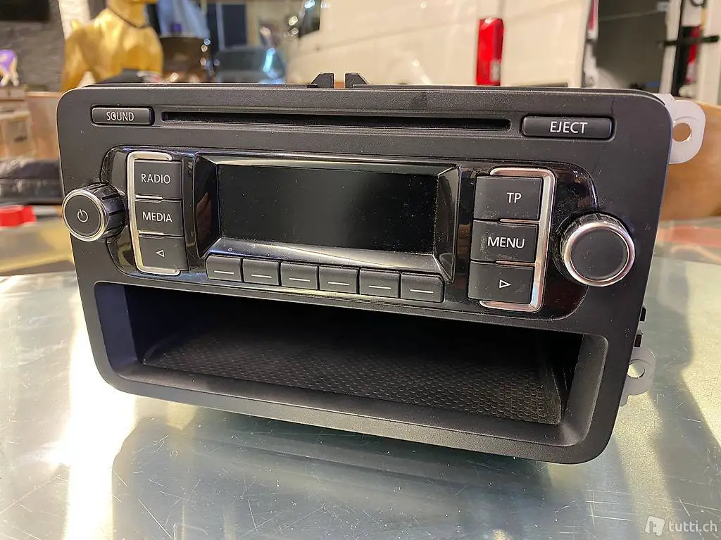 Radio CD von VW mit Fach .