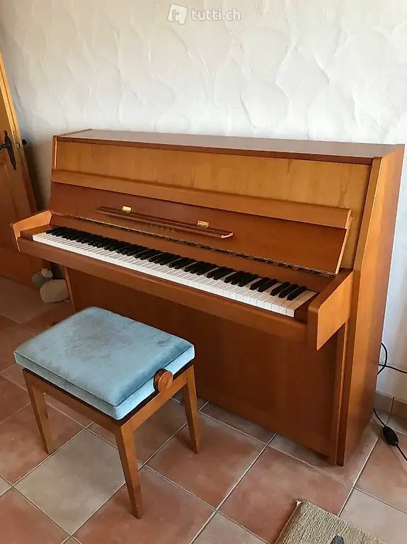 Klavier YAMAHA 108N, Kirschbaum
