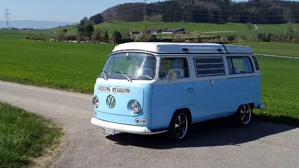 VW Bus T2 Camper