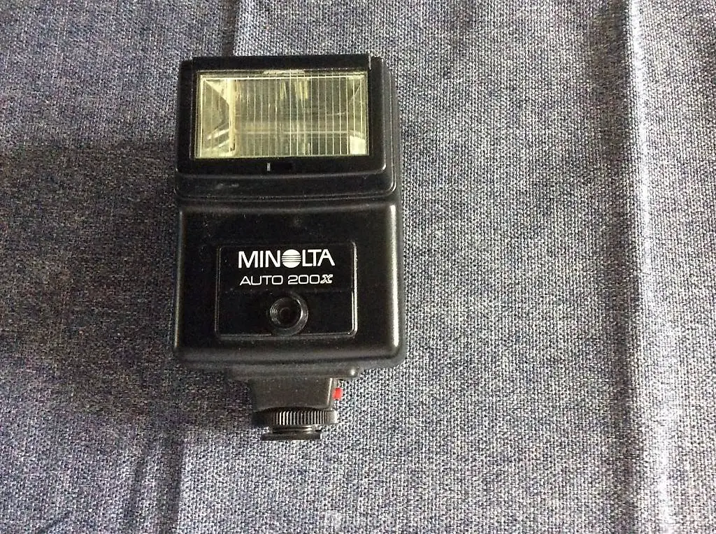 Blitz für Minolta X700 Analogkamera