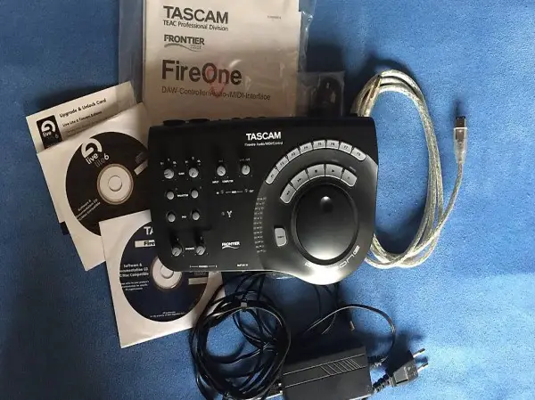Audio Interface / DAW Controller Tascam FireOne