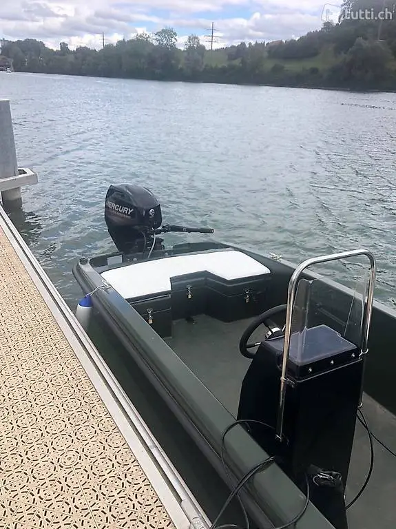 Motorboot 5,8m mit 40 ps Mercury Aussenborder Miete möglich