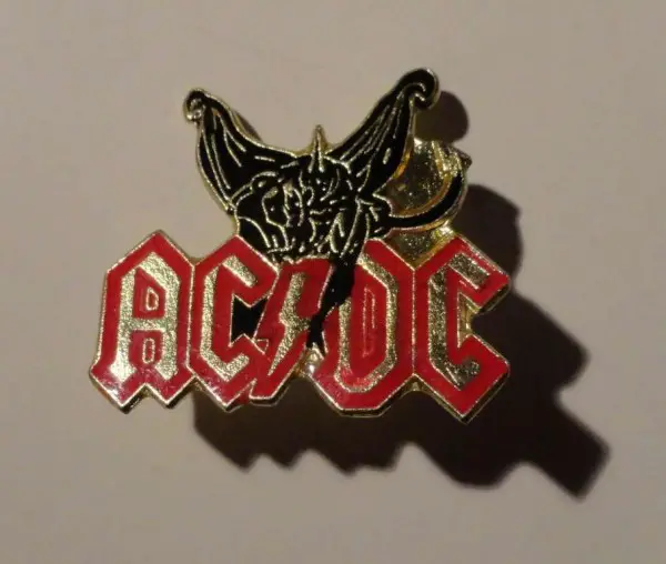 PIN’S : AC/DC : PIN LOGO