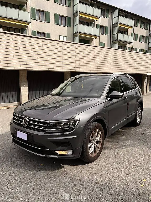VW Tiguan 2.0 TDI / Super Zustand / TOP Gepflegt VW Tiguan 2.0 TDI / Super Zustand / TOP Gepflegt