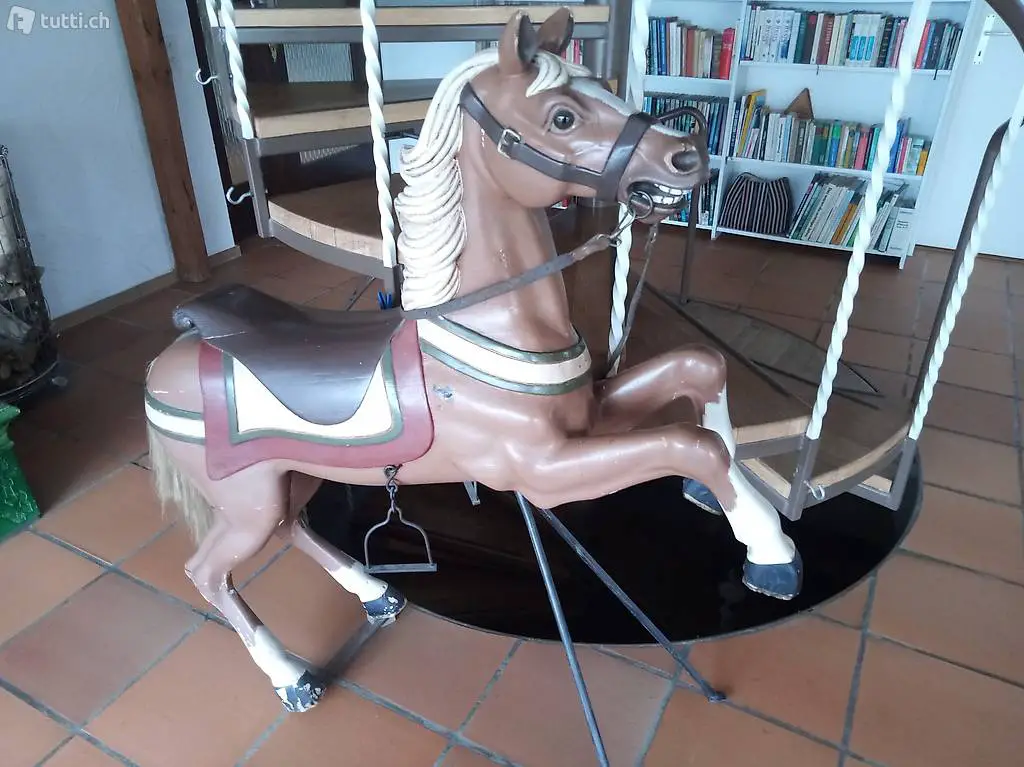 Schaukel pferd Karussell antik