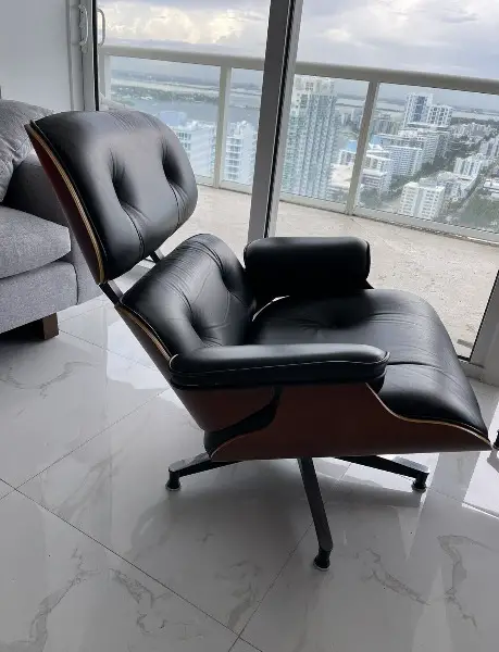 Herman Miller Eames Lounge Chair & Ottomane