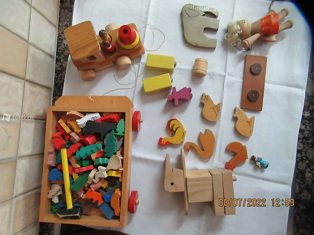 Estrichräumung, Holzspielsachen, diverse, über 50 Stücke