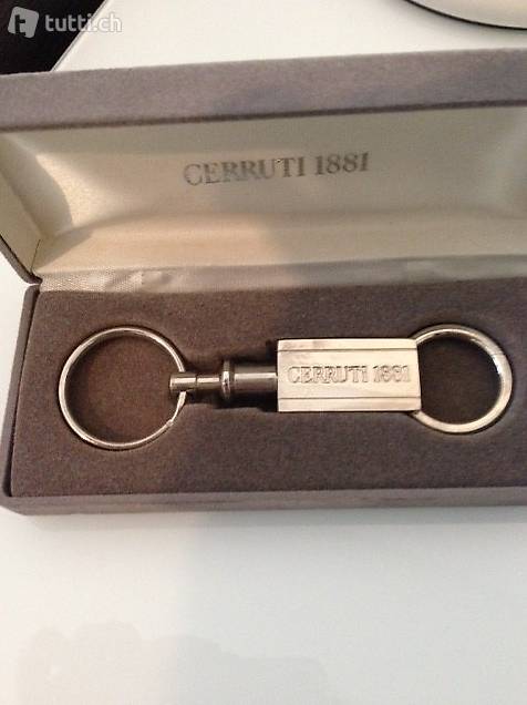 Neu! Schlüsselring CERRUTI 1881 in der Luxus-Verpackungsbox