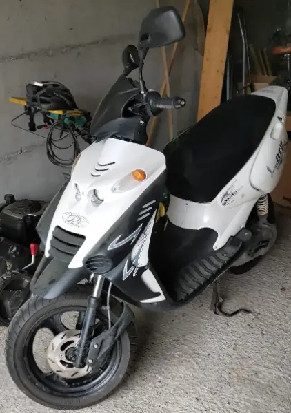 Scooter 50cc BETA ARK