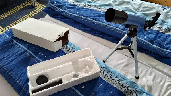 Teleskop für Kinder und Entdecker Télescope