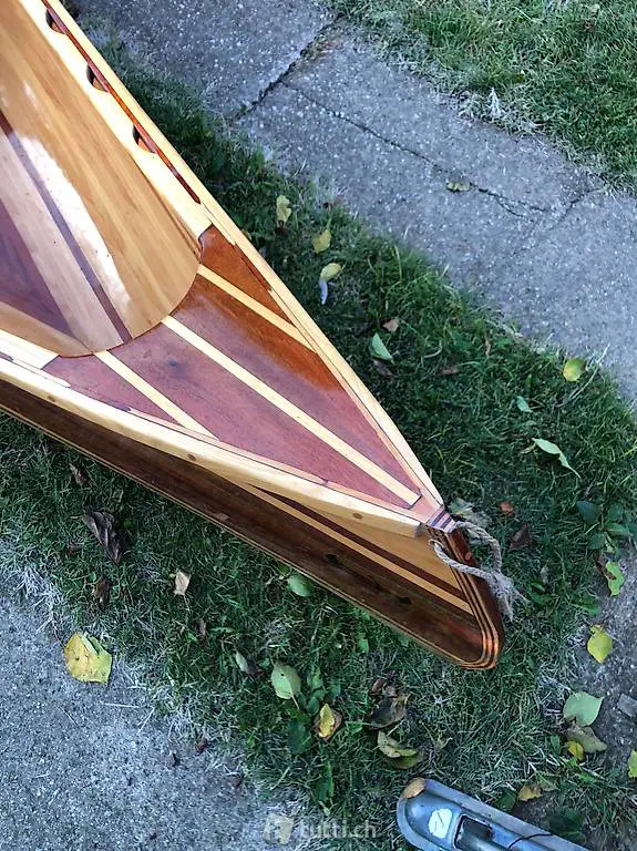 Boot Kanu Unkat aus Holz