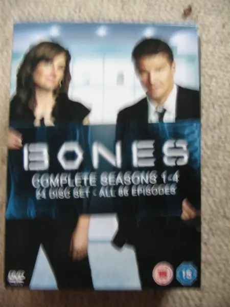 DVD Set Bones complete Seasons 1 - 4