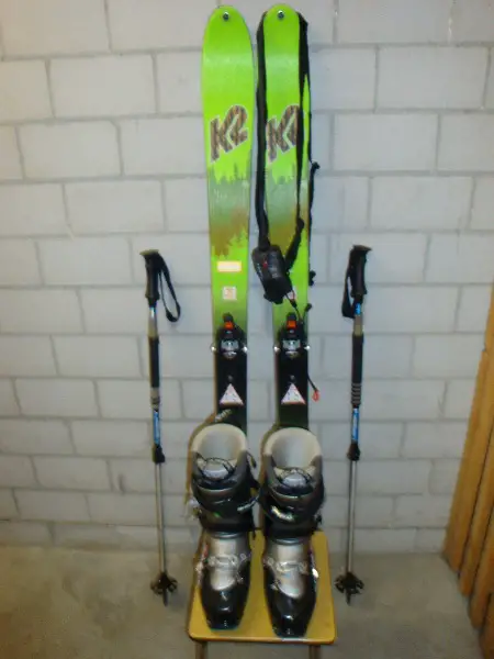 Skitourenausrüstung komplett mit Lawinengerät
