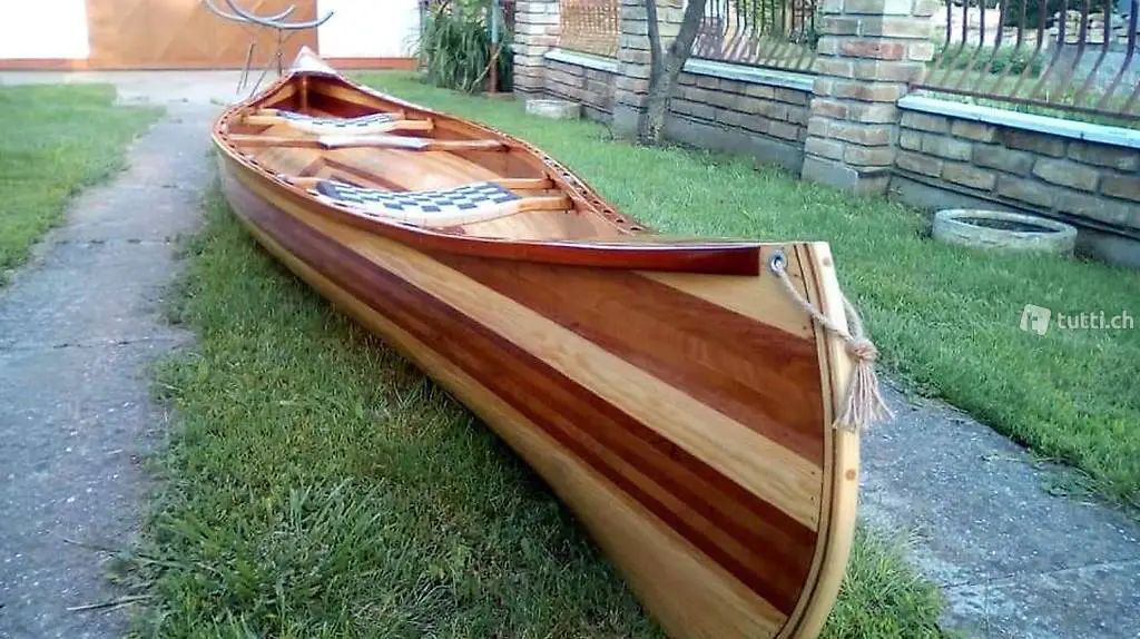 Boot Kanu Unkat aus Holz