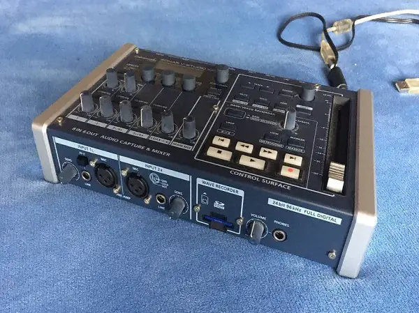 Audio Interface Roland V-Studio 100