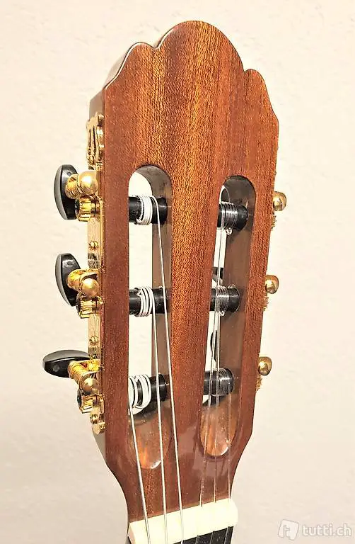  Kindergitarre (Klassikgitarre) mit massiver Fichtendecke