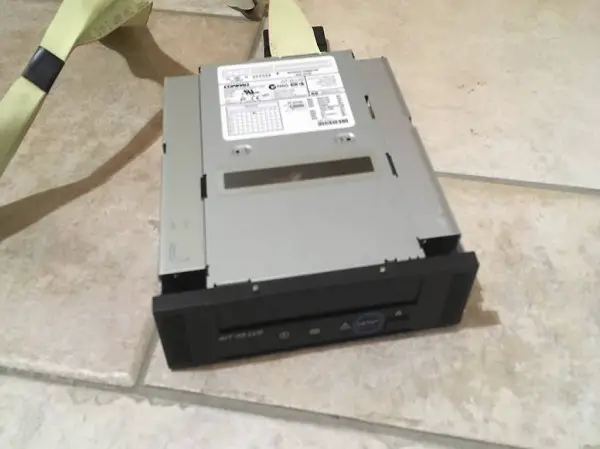 HP Compaq ProLiant AIT 35 LVD Tape Drive, SCSI mit Kabel