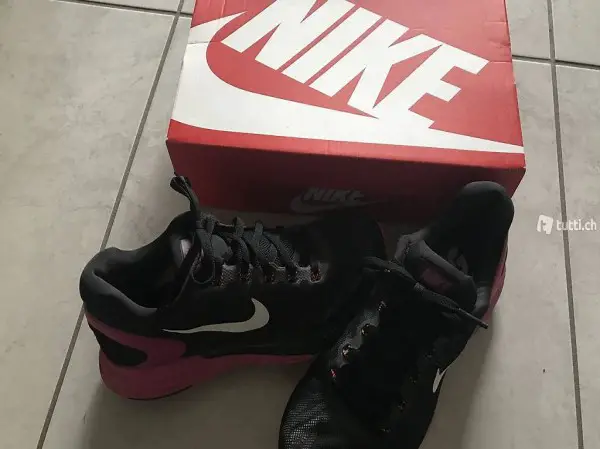 Nike Running Sneaker, Grösse 38