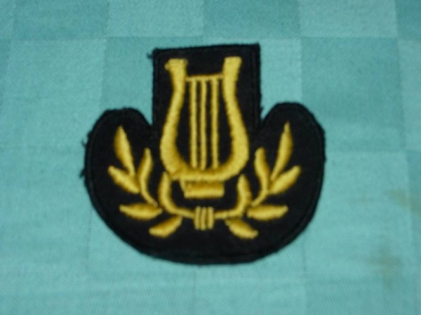  Harfe mit Laub Textil Emblem