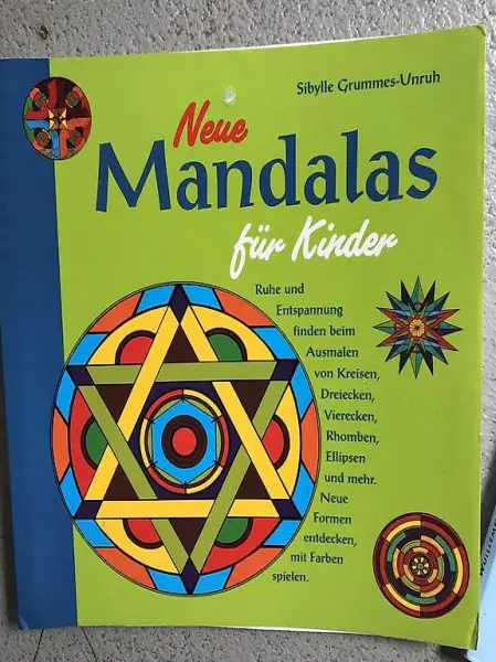 Mandala Buch malen macht Spass und hilft