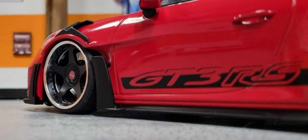 1/18 Porsche 911 GT3 RS 2022 rot Umbau Tuning