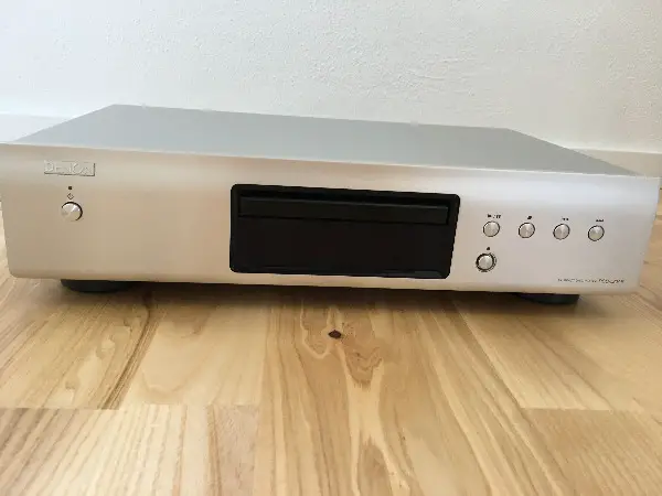 Denon CD-Player/Modell DCD-520AE