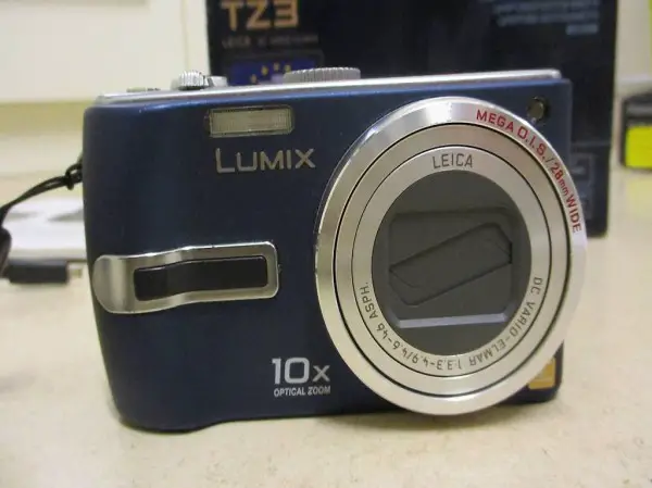 Panasonic DMC-TZ3 Lumix Foto-Kamera Komplett-Set 3x Akku
