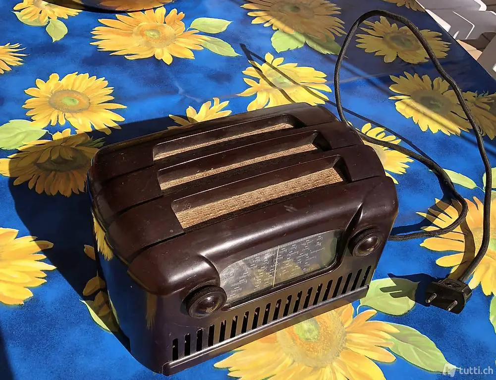Radio vintage: Philips Piccolo BCH170US