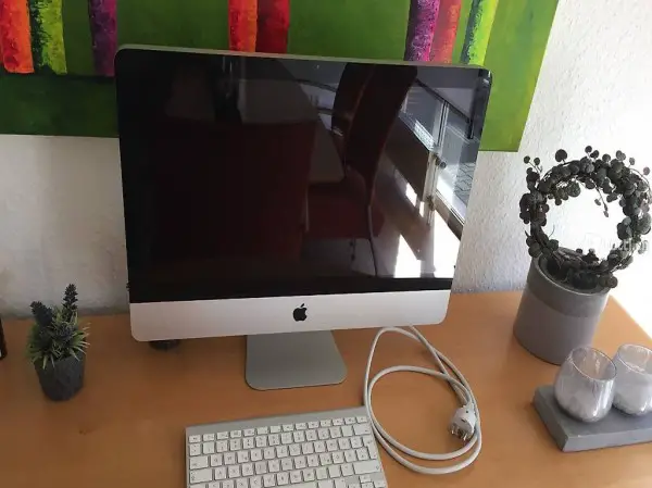  iMac 21,5 Zoll Intel Core i5 Quad-Core zu verkaufen