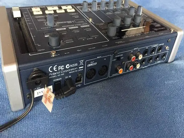 Audio Interface Roland V-Studio 100