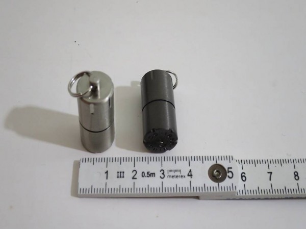 Mini Schlüsselbund-Feuerzeug, NEU