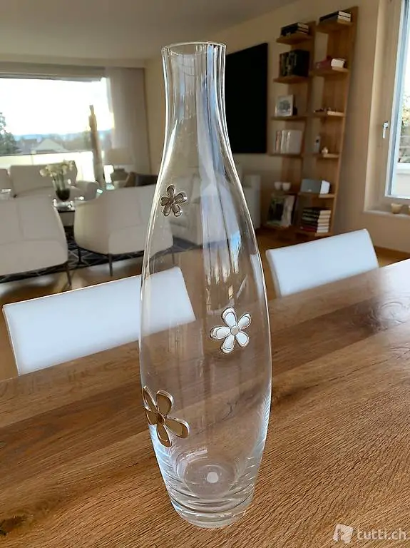 Glas Vase mit Silber Details