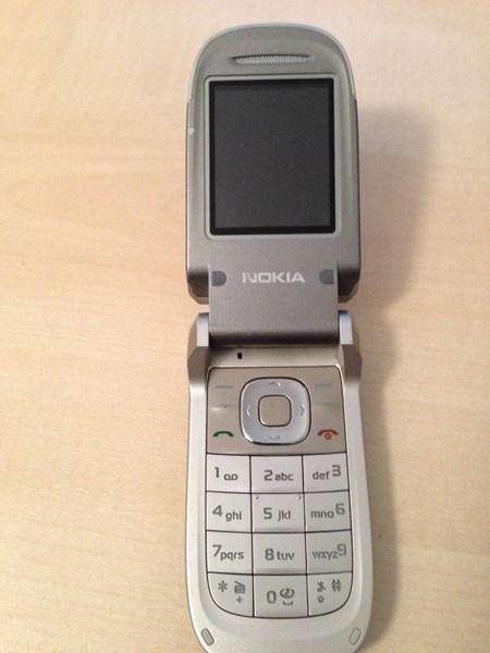 Nokia 2760 Klapphandy
