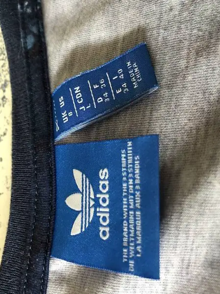 Original Adidas Shirt xs