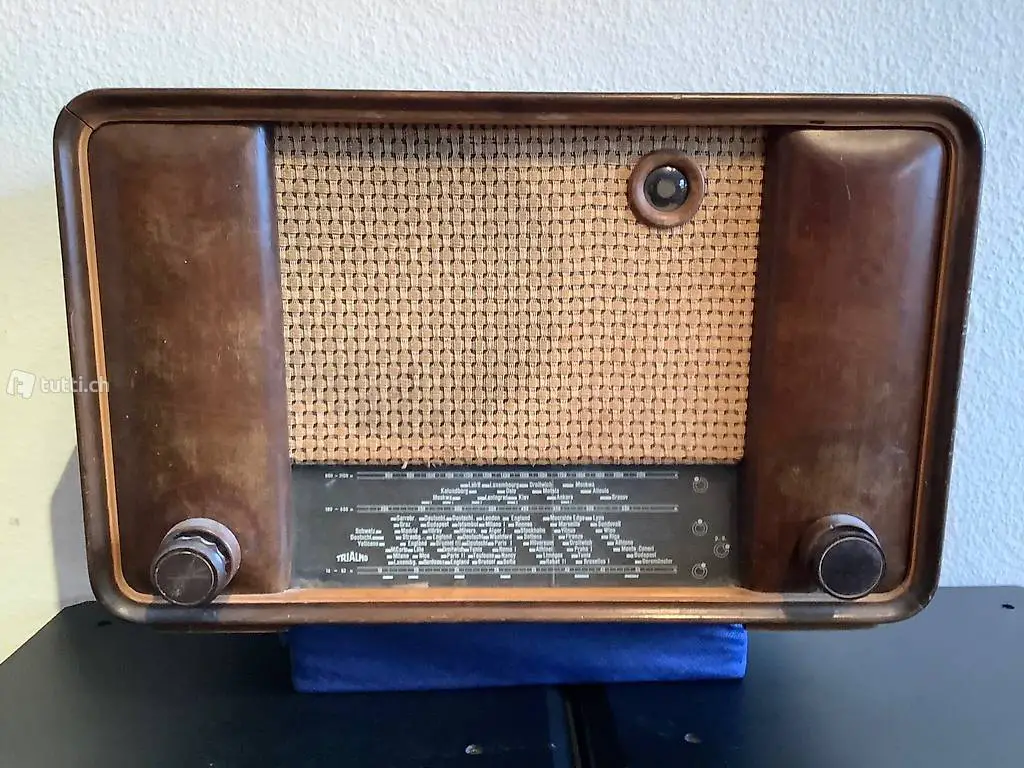 Altes Röhren-Radio