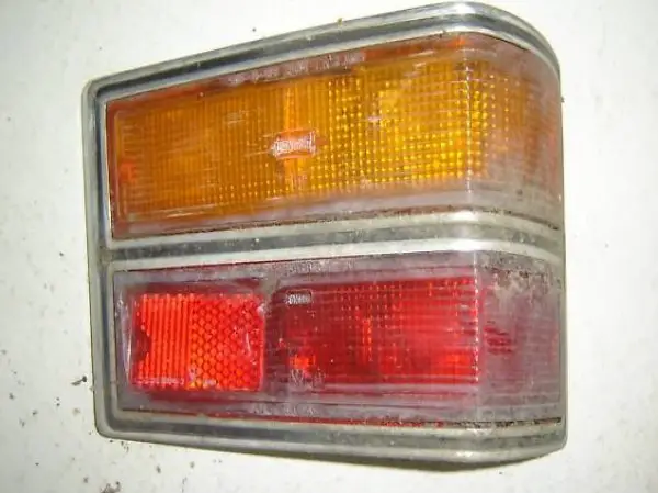 Heckleuchte kpl. Lampe Re Ford Cortina Mkll 1600 GT Oldtimer