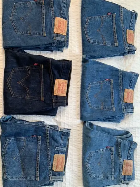 Lot de six jeans LEVI STRAUSS neuf - grandes tailles