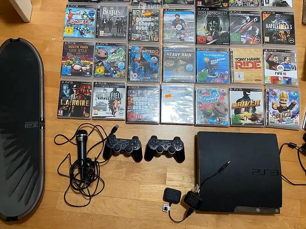 Playstation 3 - PS3 - 26 Spiele - viel Zubehör