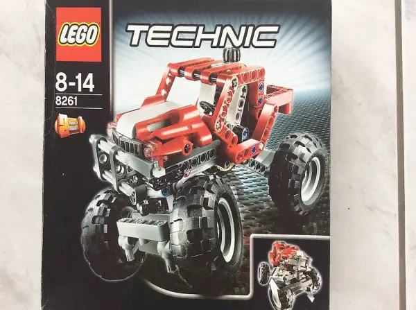 Lego Technic Offroader 8261, fabrikneu in der Originalverp.
