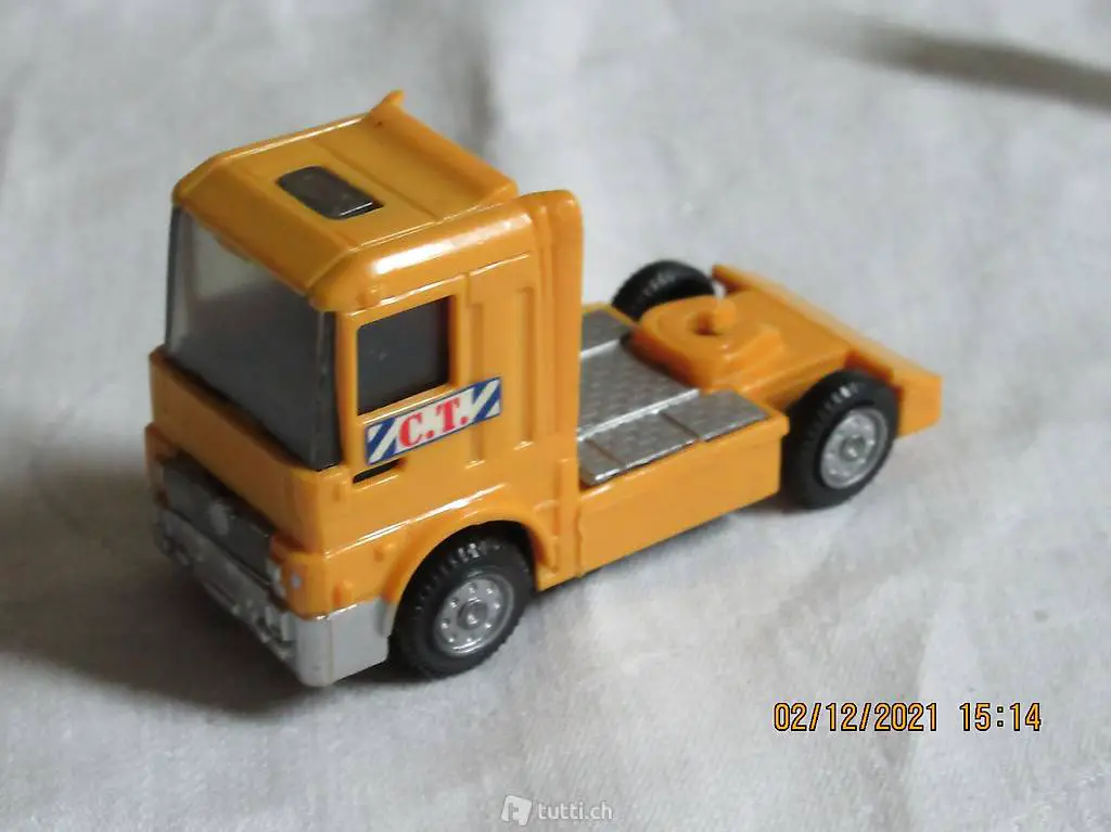 Lastwagen ohne Schuttcontainer von 1995