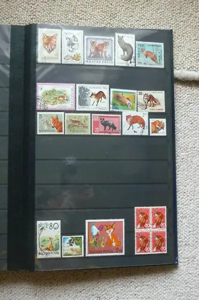 Briefmarken Album Affen, Horntiere, Hundeartige,...