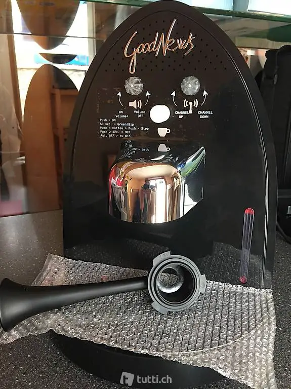 Macchina caffè con radio incorporata