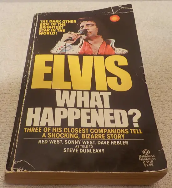 Taschenbuch Elvis What Happened